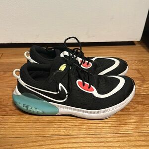 Nike Joyride Run